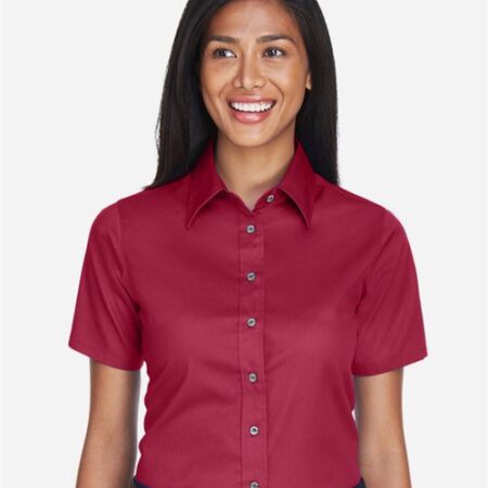 Women's Easy Blend™ Short Sleeve Twill Dress Shirt with Stain-Release